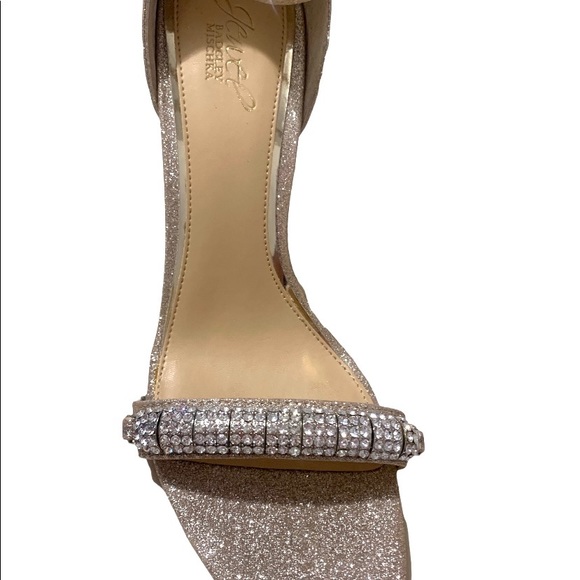 BADGLEY MISCKA - Picture 4 of 7